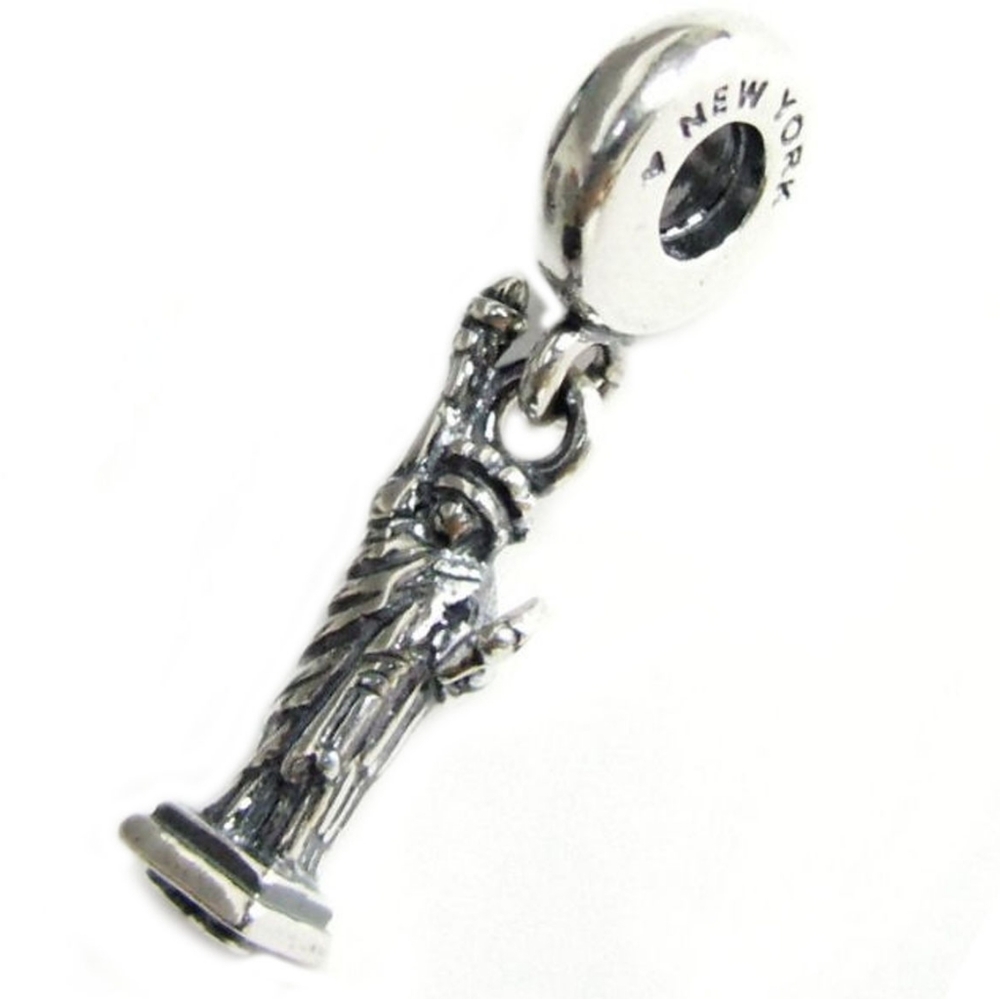 *SOLD* Pandora - Statue of Liberty Charm